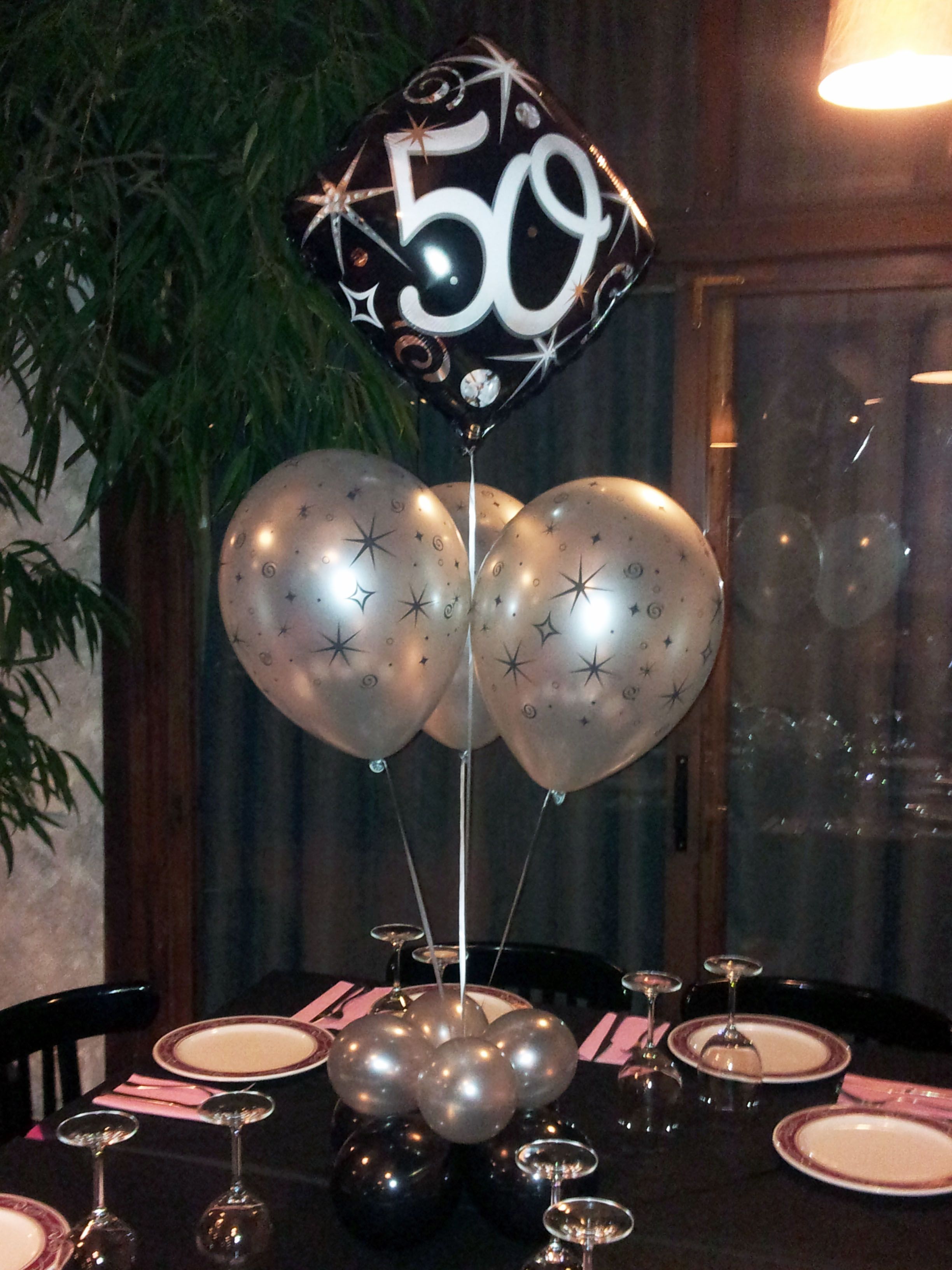 Decoración con globos 50 aniversario